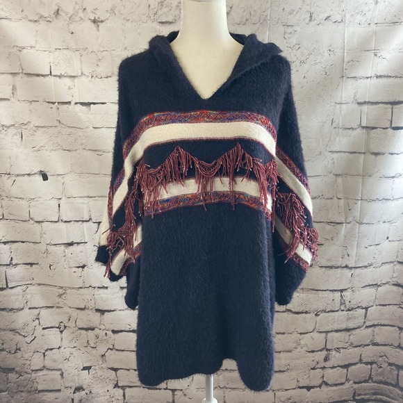 Francesca's Collections Accessories - Boho Hooded Poncho Sweater Womens One Size Aztec Festival Shawl Fringe Francesca